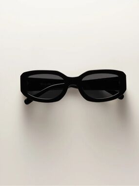VEHLA Indi Black SunGlasses